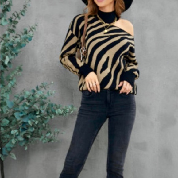 Zebra Print Mock Neck Cold Shoulder Sweater - Picture 2 of 6